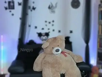 Stripchat Free Porn Cam of Dark_ningyo1