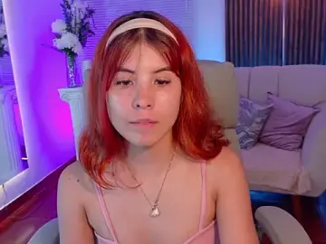 Stripchat Sex Cam of dahlia_grey