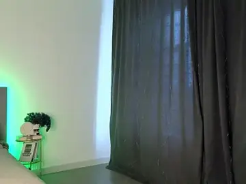 Stripchat Free Porn Cam of adele_armass