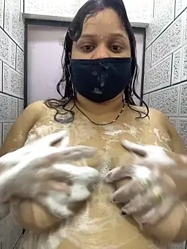 Stripchat Live Porn of Catchybusty