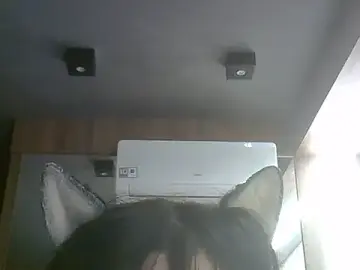 Stripchat Live Sex of SkinnyKitten