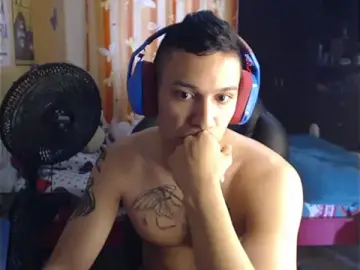 Stripchat Sex Cam of Tobicutee