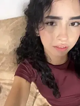Stripchat Watch Live Sex Cams of RosseMelody