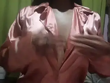 Stripchat Nude Webcam of miia_rose_