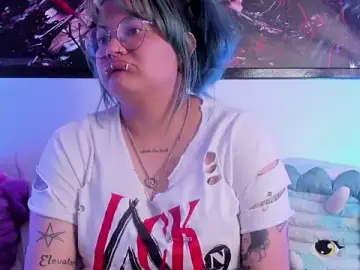 Stripchat Adult Webcam of lucky-leah