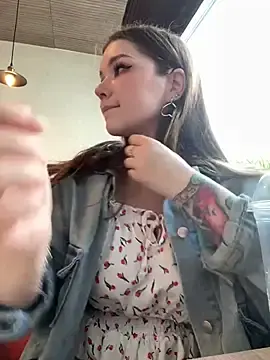 Stripchat Sex Cam of PumaShyXD