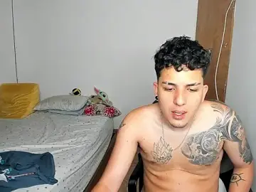Stripchat Live Sex Cam of DanLust666