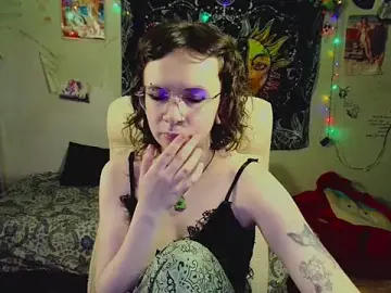 Stripchat Live Sex Cam of Lil_foxxx