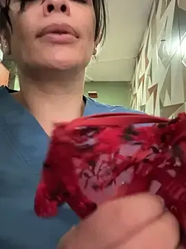 Stripchat Live Sex of Dr_Nathalia_28