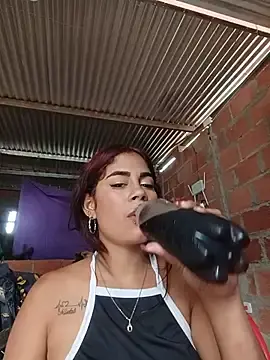 Stripchat Free Live Porn of dulce_amber21