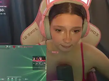 Stripchat Live Sex of PiinkiAura