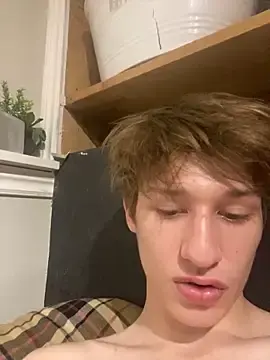Stripchat Sex Cam of yourwhiteboy1
