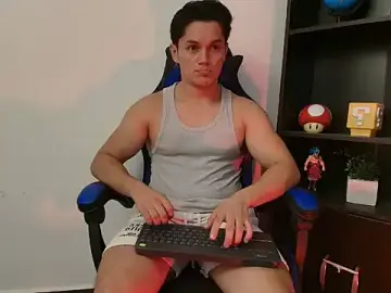 Stripchat Free Porn Cam of Erick_Wallace