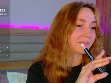 Stripchat Nude Webcam of LunaXBaddie