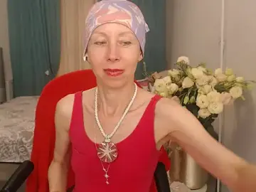 Stripchat Adult Webcam of LuxuryNika