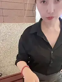 Stripchat Watch Live Sex Cams of lylxili