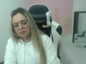 Stripchat Free Live Porn of samy_vsn