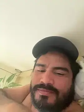 Stripchat Best live sex cam show of MichaelBear_21