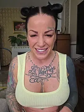 Stripchat Free Live Porn of EmilyDiazofficial