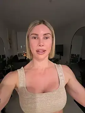 Stripchat Live Sex of raeparks