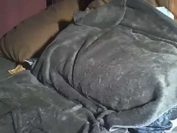 Stripchat Live Sex Cam of Silence700