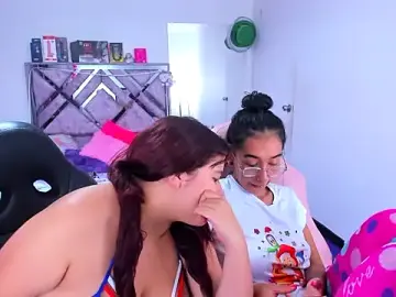 Stripchat Live Porn of naomi_johnson