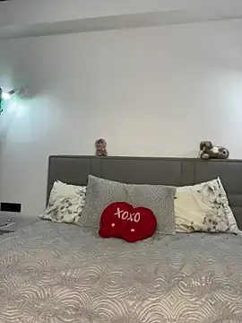 Stripchat Watch Live Sex Cams of CurlyLara
