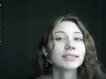 Stripchat Free Porn Cam of BellaTear