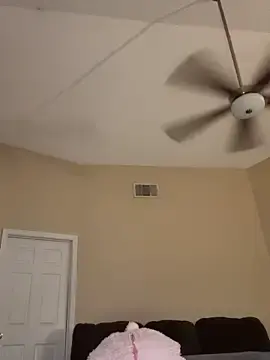 Stripchat Watch Live Sex Cams of Kiki_hammyy