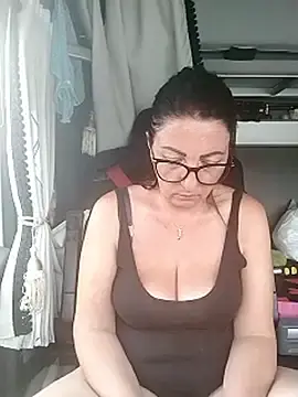Stripchat Free Porn Cam of Milfa_nimfomana