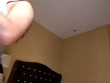 Stripchat Adult Video Chat of bellaswildcummer