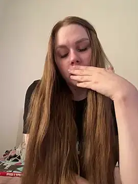 Stripchat Free Porn Cam of Marylallka5