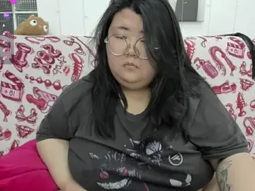 Stripchat Live Sex of Nadine_asian