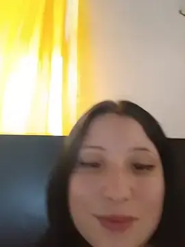 Stripchat Free Porn Cam of mileidy0106