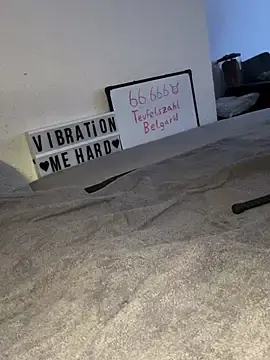 Stripchat Watch Live Sex Cams of secret_dream415