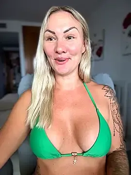 Stripchat Free Porn Cam of NastyMilf_