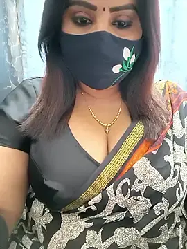 Stripchat Live Sex of Queenflowerr