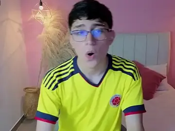 Stripchat Live Sex of ryan_valentino