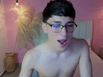 Stripchat Best live sex cam show of ryan_valentino
