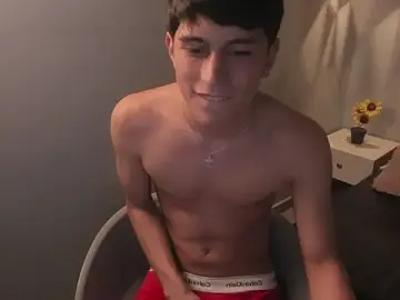 Stripchat Live Sex of ryan_valentino