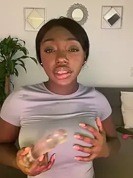Stripchat Live Porn of alissradiante1