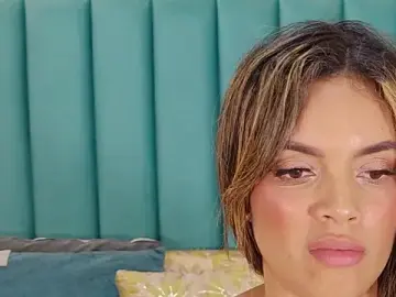 Stripchat Free Porn Cam of Velvet--Carter