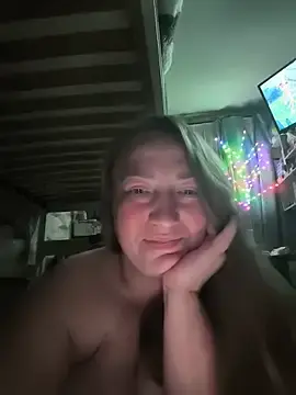 Stripchat Live Sex Cam of Kiss_Eva