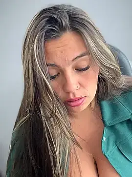Stripchat Watch Live Sex Cams of LIZ-06_