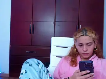 Stripchat Sex Cam of Sarabubbie