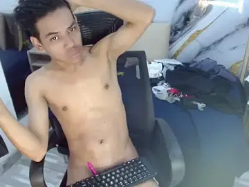 Stripchat Live Porn of DaviidBuckx_