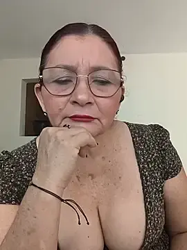 Stripchat Free Live Porn of marfil_milf