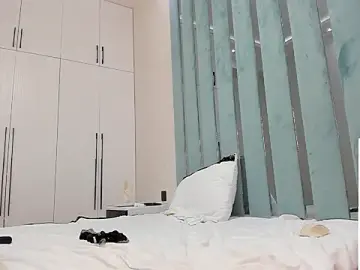 Stripchat Watch Live Sex Cams of VivianMiller_