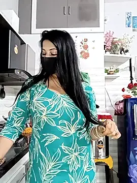 Stripchat Sex Cam of Kaur_Simran_01