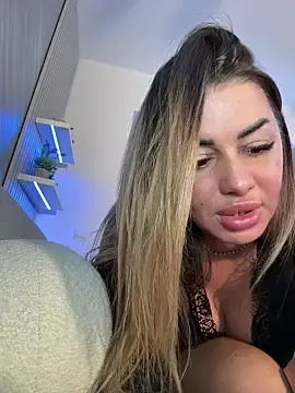 Stripchat Live Porn of KirstieVegas